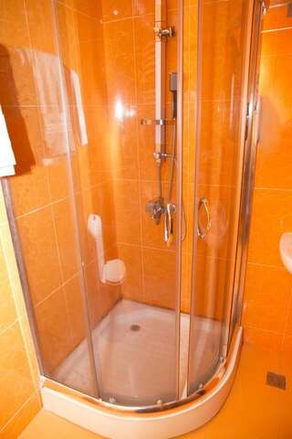 Отель Hotel Black Sea House Батуми Люкс с 2 спальнями-4