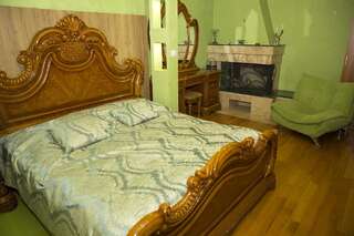 Отель Hotel Black Sea House Батуми Люкс с балконом-7