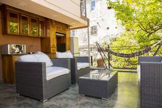 Отель Hotel Black Sea House Батуми Люкс с балконом-2